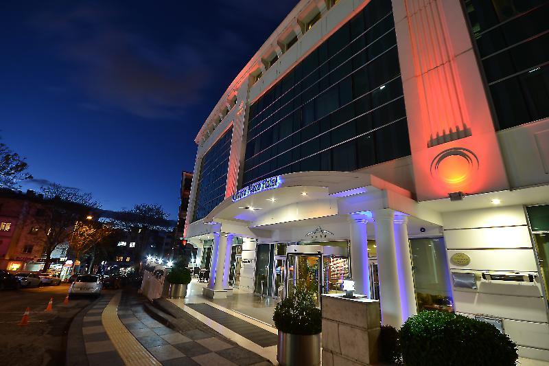 Plaza Otel
