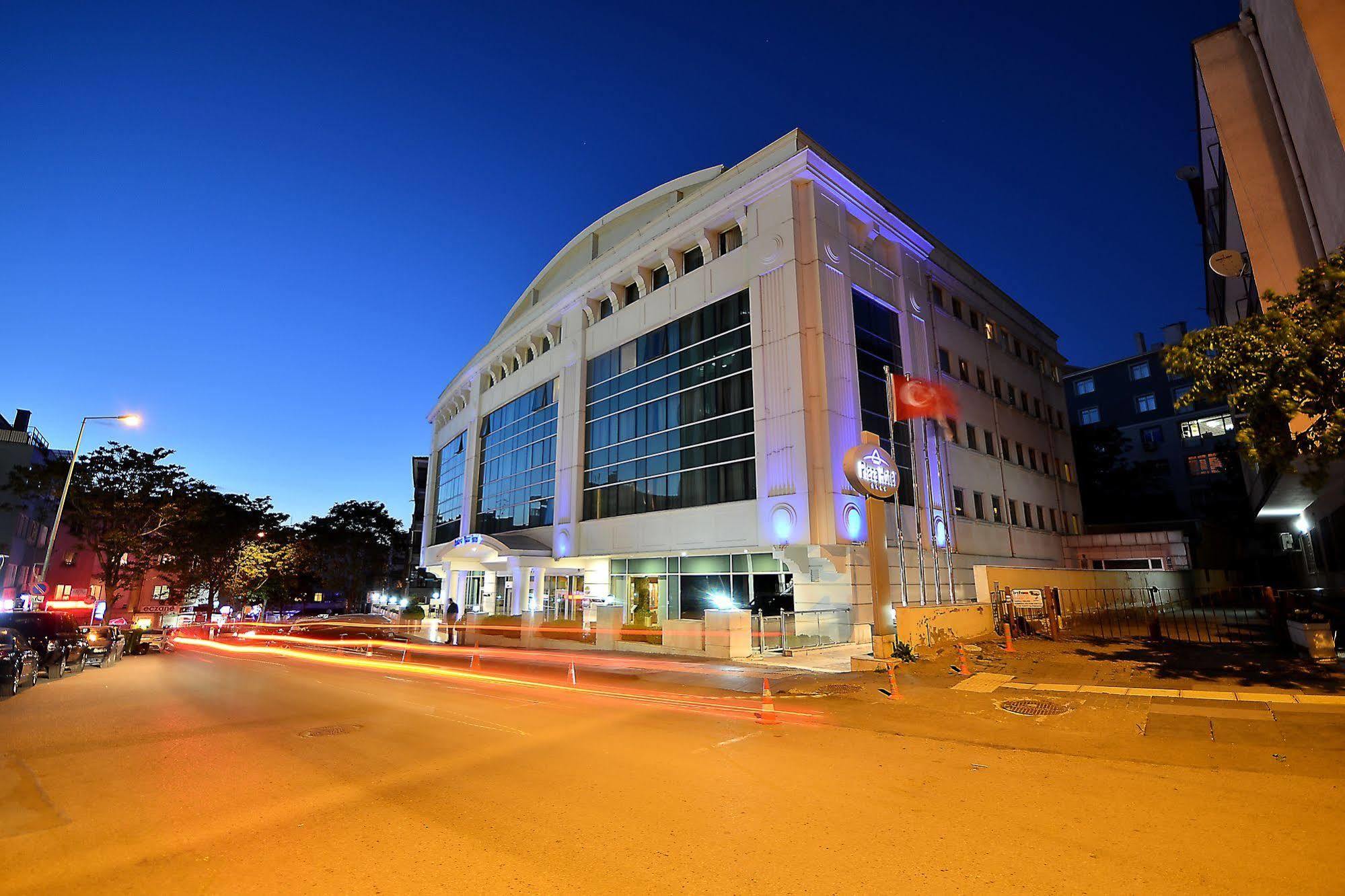 Otel Plaza 4*