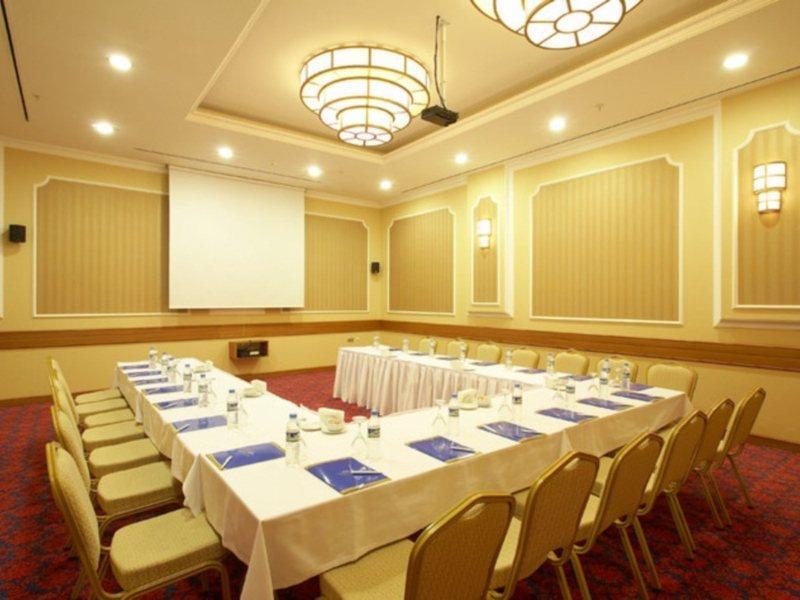 Otel Plaza 4*